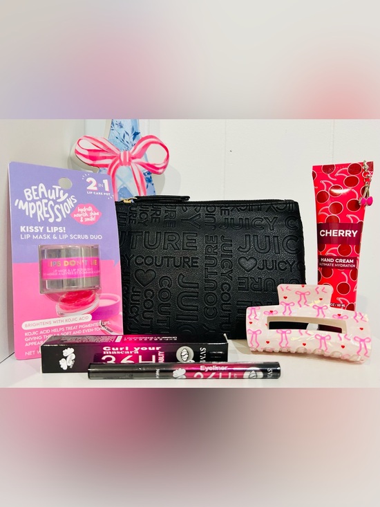 Juicy Couture Handbags - Juicy Couture Black Embossed Cosmetic Pouch Bundle
